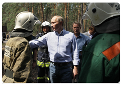 Prime Minister Vladimir Putin at the Emergencies Ministry camp in the Voronezh Region|4 august, 2010|13:37