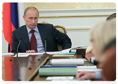 Prime Minister Vladimir Putin at the Government Presidium meeting|5 august, 2010|16:14