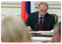 Prime Minister Vladimir Putin at the Government Presidium meeting|5 august, 2010|16:14