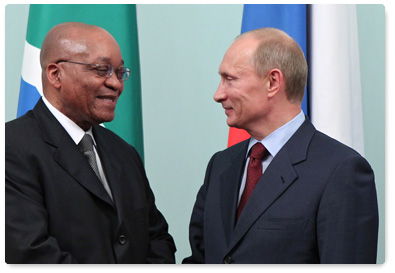 Prime Minister Vladimir Putin meets with South African President Jacob Zuma