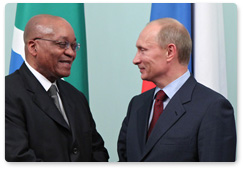 Prime Minister Vladimir Putin meets with South African President Jacob Zuma