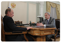 Prime Minister Vladimir Putin discussing preparations in schools and universities for new academic year with Minister of Education and Science Andrei Fursenko|6 august, 2010|12:00