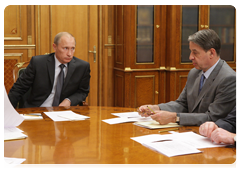 Prime Minister Vladimir Putin holding a meeting on measures to support archaeological science|7 august, 2010|13:30