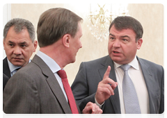 Deputy Prime Minister Sergei Ivanov, Defence Minister Anatoly Serdyukov, and Emergencies Minister Sergei Shoigu at the meeting of the Government Presidium|9 august, 2010|19:45