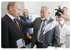 Prime Minister Vladimir Putin visiting new Oil and Gas Institute building at Siberian Federal University in Krasnoyarsk|1 september, 2010|09:51