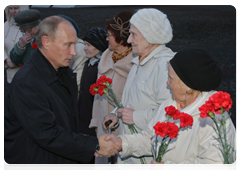 Prime Minister Vladimir Putin visiting the Norilsk Golgotha memorial, built to commemorate the memory of those imprisoned in Norillag|1 september, 2010|09:53