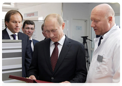 Prime Minister Vladimir Putin visiting the Federal Centre of Cardiovascular Surgery in Krasnoyarsk|1 september, 2010|12:12