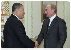 Prime Minister Vladimir Putin meeting with  former Japanese Prime Minister Yoshiro Mori|10 september, 2010|19:15