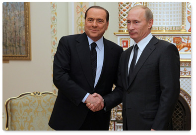 Prime Minister Vladimir Putin meets with Italian Prime Minister Silvio Berlusconi