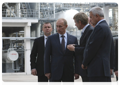 Prime Minister Vladimir Putin touring SIBUR-Neftekhim and LUKoil-Nizhegorodnefteorgsintez production sites|13 september, 2010|18:44