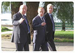 Prime Minister Vladimir Putin touring the Nizhny Novgorod Kremlin during a working visit to the Nizhny Novgorod Region|13 september, 2010|19:45