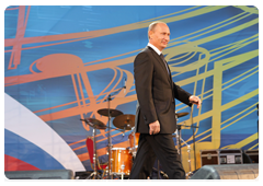 Prime Minister Vladimir Putin giving a speech at art festival in Volga Federal District|14 september, 2010|21:04