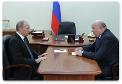 Prime Minister Vladimir Putin meets with Nizhny Novgorod Region Governor Valery Shantsev