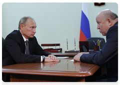 Prime Minister Vladimir Putin meeting with Nizhny Novgorod Region Governor Valery Shantsev|14 september, 2010|21:12