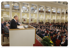 Prime Minister Vladimir Putin giving a speech at the General Council meeting of the Federation of Independent Trade Unions of Russia|18 september, 2010|15:16