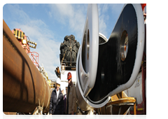 Председатель Правительства Российской Федерации В.В.Путин посетил судно «Солитэр», которое укладывает трубы газопровода «Северный поток» в Финском заливе|20 сентября, 2010|19:47