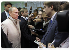 During a working visit to the Komi Republic, Prime Minister Vladimir Putin commented on the resignation of Moscow Mayor Yury Luzhkov at the request of reporters|28 september, 2010|19:19