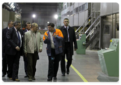 Prime Minister Vladimir Putin touring the Mondi Syktyvkarsky Paper Plant|28 september, 2010|19:27