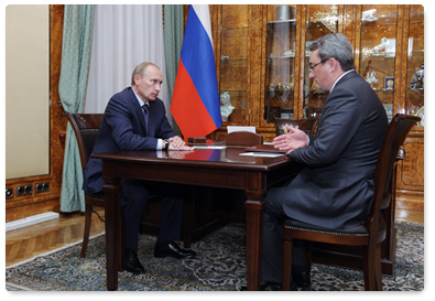 Prime Minister Vladimir Putin meets with the head of the Komi Republic, Vyacheslav Gaizer