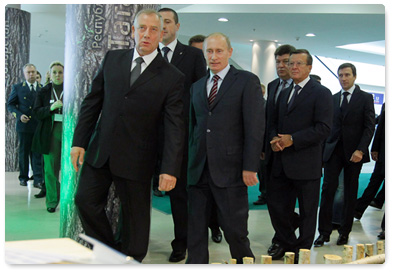 Prime Minister Vladimir Putin attends Lesdrevmash-2010 international exhibition