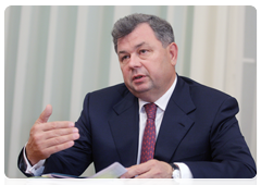 Kaluga Region Governor Anatoly Artamonov meeting with Prime Minister Vladimir Putin|3 september, 2010|12:21