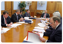 Prime Minister Vladimir Putin at a meeting of the Supervisory Board of Vnesheconombank|30 september, 2010|20:27