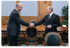 Prime Minister Vladimir Putin holds a working meeting with Nikolai Merkushkin, governor of the Republic of Mordovia