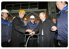 Prime Minister Vladimir Putin taking part in the launching of a new electric steel-making facility at Izhstal plant|7 september, 2010|19:08