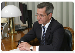 Astrakhan Region Governor Alexander Zhilkin at a meeting with Prime Minister Vladimir Putin|8 september, 2010|17:52