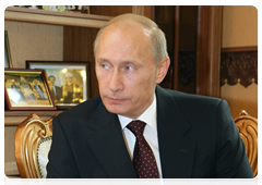 Prime Minister Vladimir Putin meeting with Chairman of the Russian Council of Muftis Sheikh Ravil Gainutdin at his official residence in the Moscow Cathedral Mosque|9 september, 2010|15:29