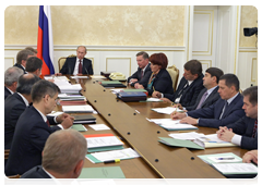 Prime Minister Vladimir Putin at the meeting of the Government Presidium|9 september, 2010|16:45