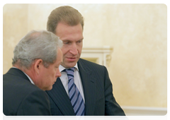 First Deputy Prime Minister Igor Shuvalov and Minister of Regional Development Viktor Basargin at the meeting of the Government Presidium|9 september, 2010|16:45