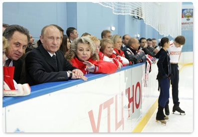 Prime Minister Vladimir Putin visits the Novogorsk training centre in the Moscow Region