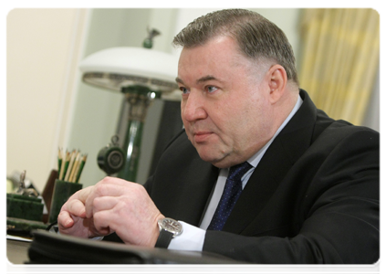 Orel Region Governor Alexander Kozlov at a meeting with Prime Minister Vladimir Putin|19 january, 2011|18:58