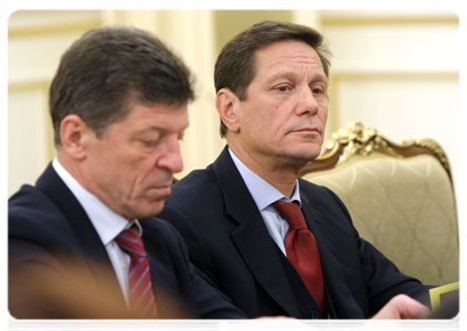 Deputy Prime Minister Alexander Zhukov and Deputy Prime Minister Dmitry Kozak at a Government Presidium meeting|25 january, 2011|16:53