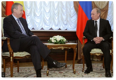 Prime Minister Vladimir Putin meets with Belgian Prime Minister Yves Leterme