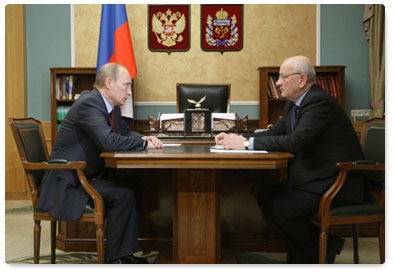 Prime Minister Vladimir Putin meets with Orenburg Region Governor Yury Berg