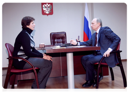 Prime Minister Vladimir Putin meeting with citizens in the public reception office of United Russia’s chairman in Orenburg|27 january, 2011|21:00