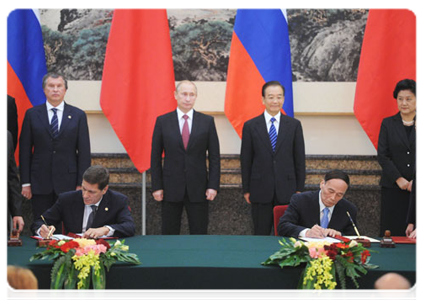 Russian Deputy Prime Minister Alexander Zhukov and Vice Premier of China’s State Council Wang Qishan|11 october, 2011|16:04