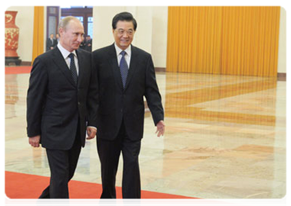 Prime Minister Vladimir Putin meets with President of the People’s Republic of China Hu Jintao|12 october, 2011|08:59