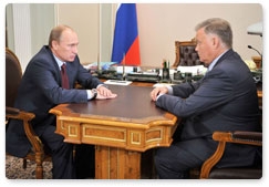 Prime Minister Vladimir Putin meets with Russian Railways CEO Vladimir Yakunin