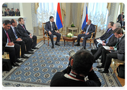 Prime Minister Vladimir Putin meeting with Prime Minister Tigran Sargsyan of Armenia|18 october, 2011|17:58