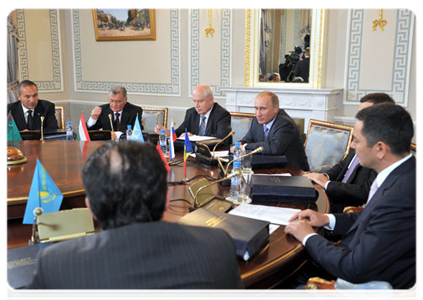 Prime Minister Vladimir Putin attends a meeting of the heads of CIS member states’ delegations|18 october, 2011|18:47