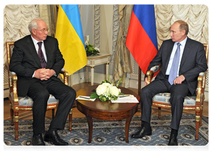 Prime Minister Vladimir Putin meeting with Ukrainian Prime Minister Mykola Azarov|18 october, 2011|23:21