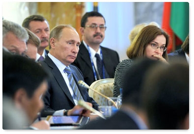 Prime Minister Vladimir Putin takes part in a meeting of the EurAsEC Interstate Council at the heads of government level