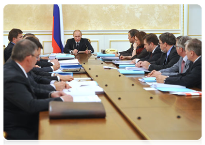 Prime Minister Vladimir Putin chairing meeting of the Government Commission on Monitoring Foreign Investment|24 october, 2011|13:03