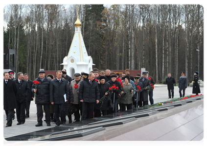 Prime Minister Vladimir Putin attending unveiling ceremony of Khatsun war memorial|25 october, 2011|15:17