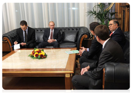 Prime Minister Vladimir Putin meeting with Walt Disney and UTV Russia Holding top executives|27 october, 2011|18:29