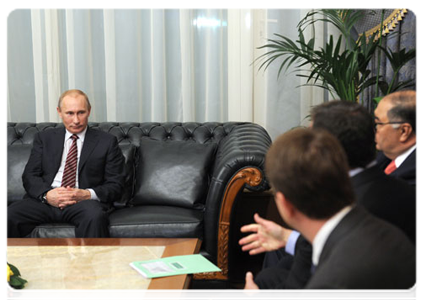 Prime Minister Vladimir Putin meeting with Walt Disney and UTV Russia Holding top executives|27 october, 2011|18:39