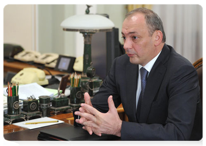 The Head of the Republic of Dagestan, Magomedsalam Magomedov at a meeting with Prime Minister Vladimir Putin|31 october, 2011|11:50